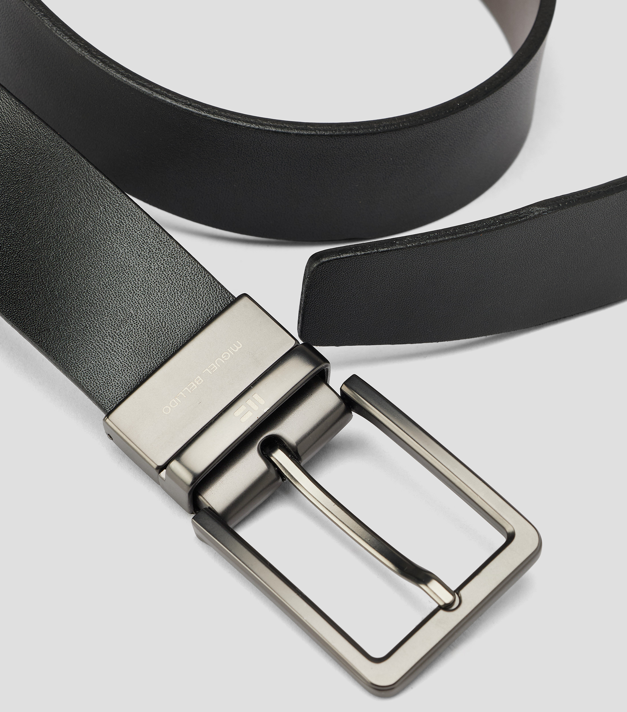 Cinturón reversible en piel vacuna casual liso Hombre